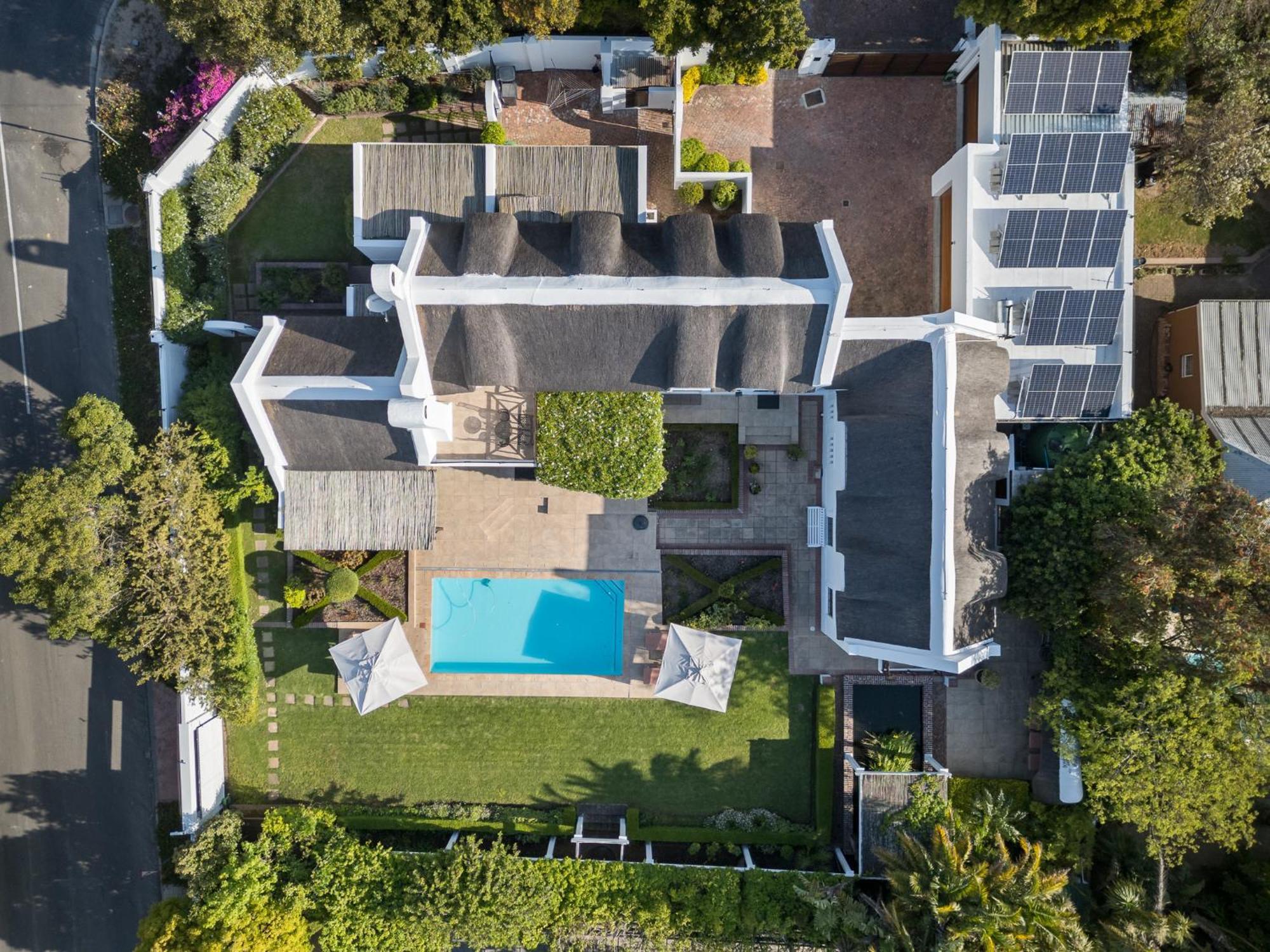 Die Rietdak - Reetdachhaus Mit Vier Schlafzimmern Le Cap Extérieur photo